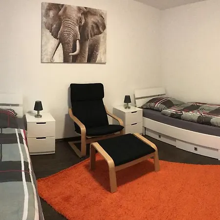 Kreuzstraße Apartment *